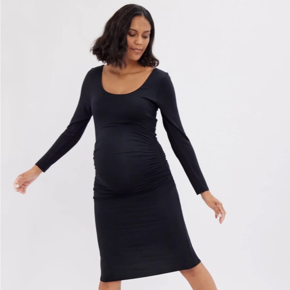 Ingrid & Isabel long sleeve black maternity dress
